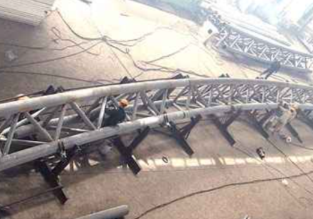 桑日多功能体育馆案例